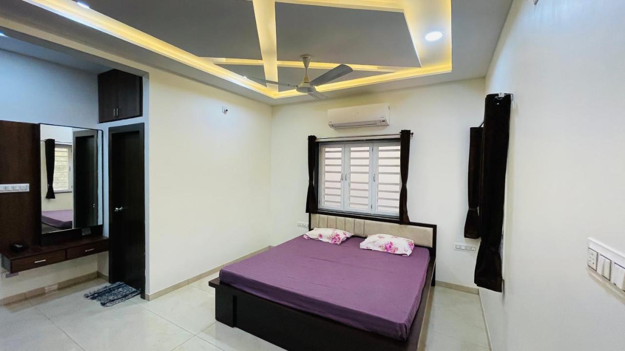 Luxurious 3 Bhk Villa In Bhuj - Shivani Homestay Εξωτερικό φωτογραφία